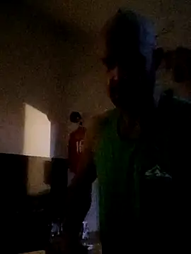 Snapshot of eltoulou chatting on January 2025 05:10:02 PM eltoulou online show from January 2025 05:10:02 PM