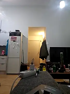 Snapshot of eltoulou chatting on February 2025 05:28:01 PM eltoulou online show from February 2025 05:28:01 PM