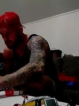 Snapshot of eltoulou chatting on March 2025 05:34:02 PM eltoulou online show from March 2025 05:34:02 PM