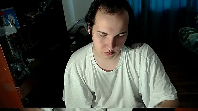 Snapshot of EvaMiron chatting on February 2025 07:36:02 AM EvaMiron online show from February 2025 07:36:02 AM