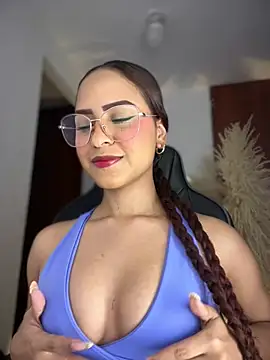Snapshot of gretta_kler1 chatting on June 2026 10:10:01 PM gretta kler1 online show from June 2026 10:10:01 PM