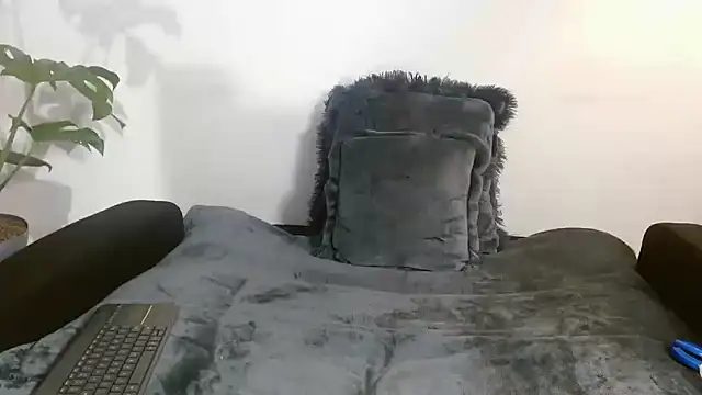 Keket Smitth online show from January 2025 07:57:01 PM