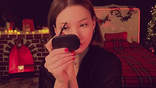 Snapshot of SandraBoyl chatting on December 2025 02:08:02 AM SandraBoyl online show from December 2025 02:08:02 AM