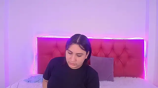 Little Cuttie  online show from March 2025 04:10:01 AM