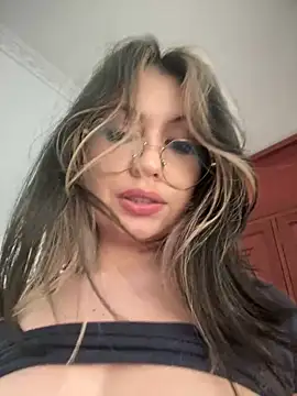 Snapshot of marie2_ chatting on December 2024 06:37:02 PM marie2  online show from December 2024 06:37:02 PM