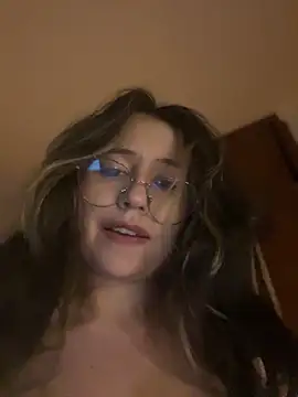 Snapshot of marie2_ chatting on March 2025 12:45:01 AM marie2  online show from March 2025 12:45:01 AM