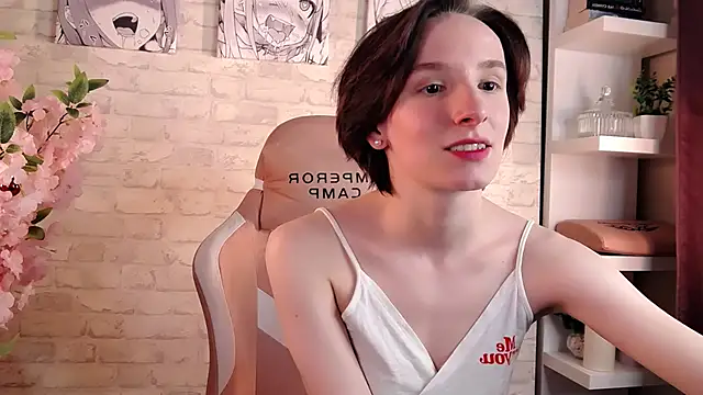 Snapshot of Violet_Veliya chatting on January 2025 03:42:01 PM Violet Veliya online show from January 2025 03:42:01 PM