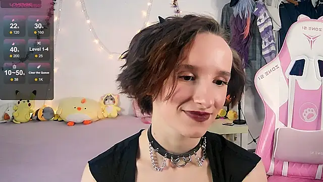 Snapshot of Violet_Veliya chatting on October 2025 02:05:02 PM Violet Veliya online show from October 2025 02:05:02 PM