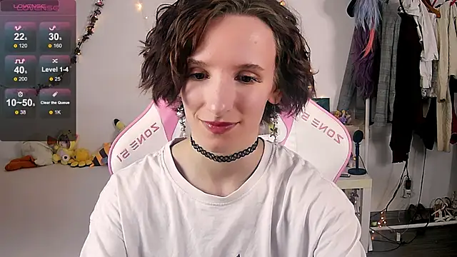 Snapshot of Violet_Veliya chatting on October 2025 03:02:02 PM Violet Veliya online show from October 2025 03:02:02 PM