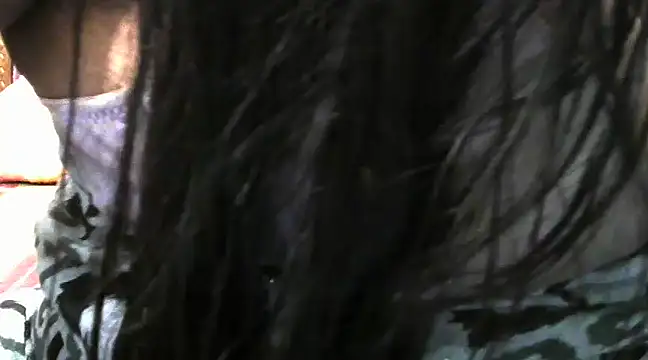 Snapshot of cutegirl_1212 chatting on December 2024 05:47:02 PM cutegirl 1212 online show from December 2024 05:47:02 PM