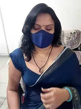 Snapshot of khushikhushi chatting on February 2026 05:45:02 PM khushikhushi online show from February 2026 05:45:02 PM