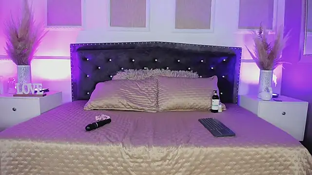 Snapshot of Ithan_sammy chatting on January 2025 01:01:01 PM Ithan sammy online show from January 2025 01:01:01 PM