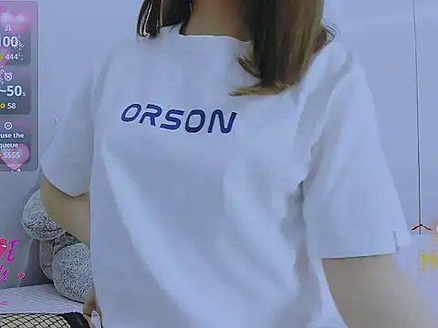 Linh diudang online show from November 2025 03:15:01 AM