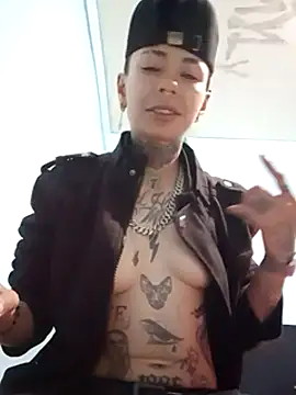 real fenix online show from January 2025 04:02:01 AM