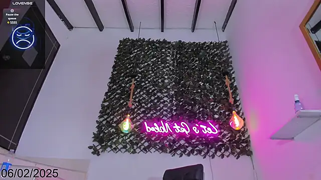 Snapshot of Brianna_Stars chatting on February 2025 08:53:01 PM Brianna Stars online show from February 2025 08:53:01 PM