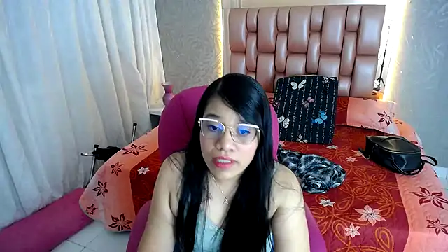 KEYRA-MILLER- online show from January 2025 01:22:02 AM