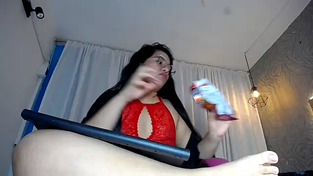 KEYRA-MILLER- online show from February 2025 07:17:02 AM