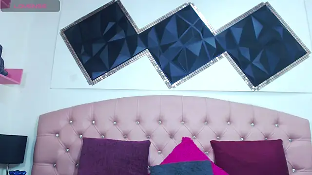 andrea safeira doll online show from February 2025 02:38:01 PM