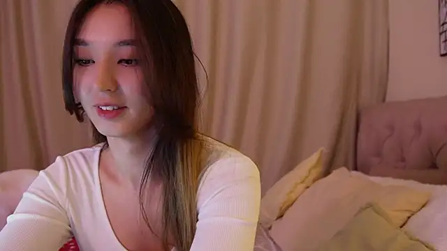 Sarasuo1 online show from December 2024 01:28:01 PM