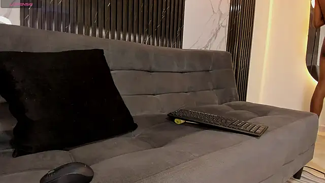 BRYXXXON1 online show from January 2025 07:21:01 AM