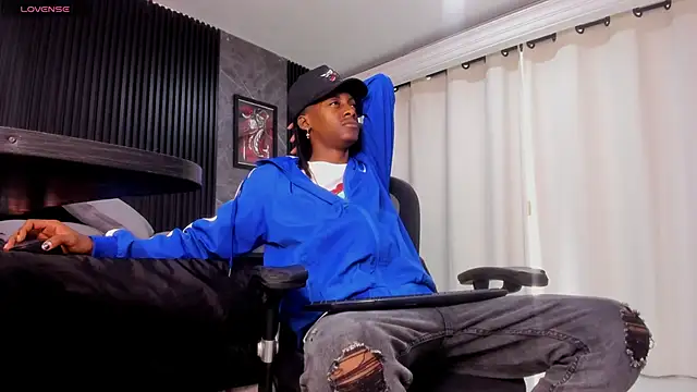 BRYXXXON1 online show from January 2025 02:31:02 PM