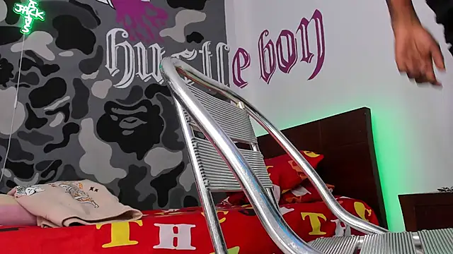 BRYXXXON1 online show from January 2026 04:09:01 PM