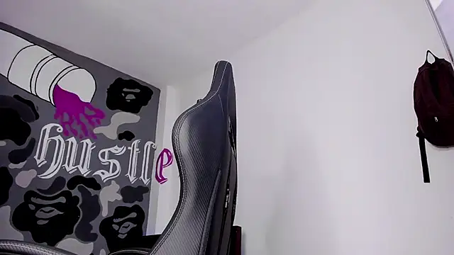 BRYXXXON1 online show from February 2026 07:54:02 AM