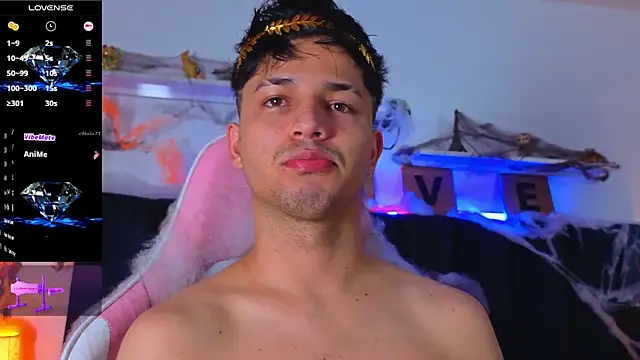 Issac james  online show from October 2025 05:46:01 AM