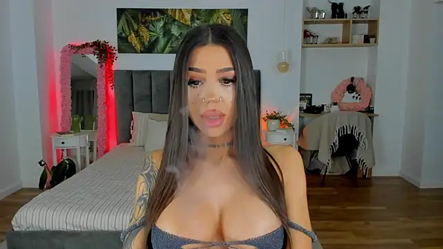 Fancy Jenn online show from November 2025 08:19:02 PM