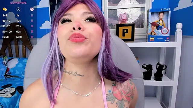 Snapshot of miss_keisi chatting on December 2024 06:20:02 AM miss keisi online show from December 2024 06:20:02 AM