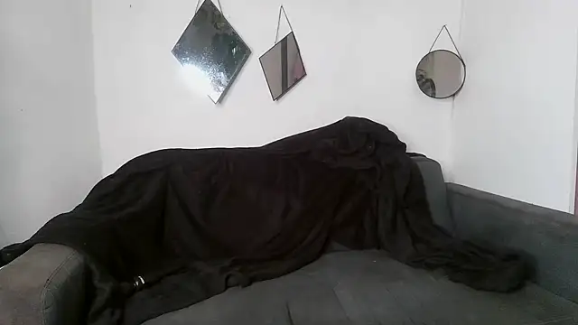 mamiedonuts online show from October 2025 04:38:02 PM