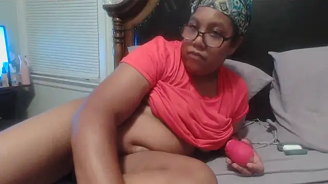 ebonyred online show from October 2025 01:47:01 AM