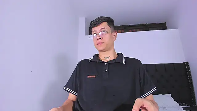 Snapshot of AgarEvans chatting on January 2025 04:22:02 AM AgarEvans online show from January 2025 04:22:02 AM