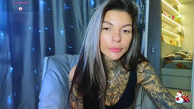 tattooedBabyy online show from January 2026 11:03:01 AM