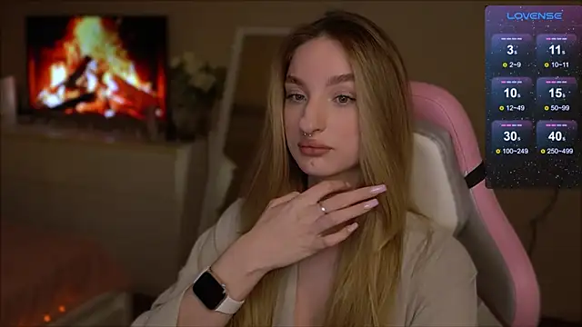 Snapshot of Lexy_kiky chatting on February 2025 11:11:01 PM Lexy kiky online show from February 2025 11:11:01 PM