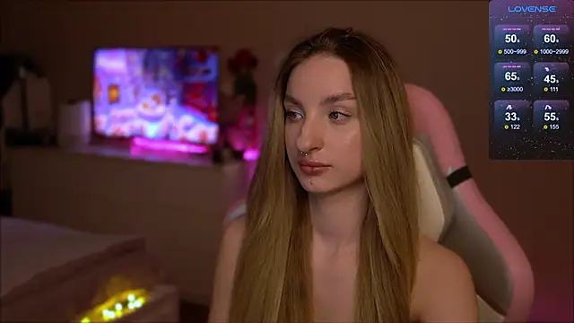 Snapshot of Lexy_kiky chatting on February 2025 10:39:02 PM Lexy kiky online show from February 2025 10:39:02 PM