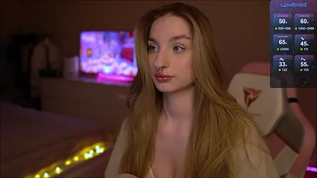 Snapshot of Lexy_kiky chatting on March 2025 10:21:01 PM Lexy kiky online show from March 2025 10:21:01 PM