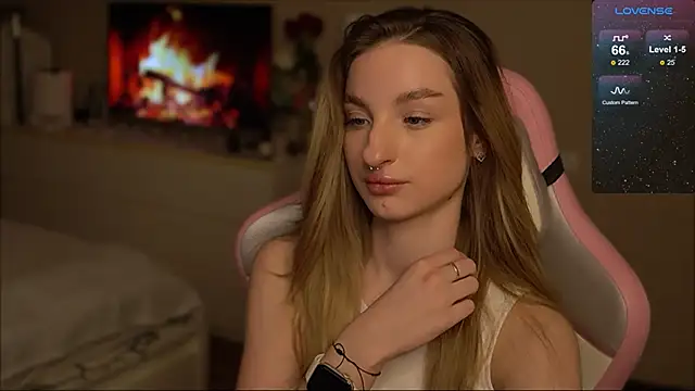 Snapshot of Lexy_kiky chatting on March 2025 01:23:01 AM Lexy kiky online show from March 2025 01:23:01 AM