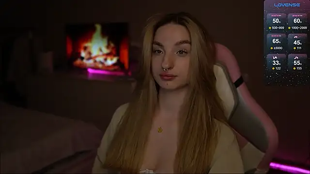 Snapshot of Lexy_kiky chatting on March 2025 12:15:02 AM Lexy kiky online show from March 2025 12:15:02 AM
