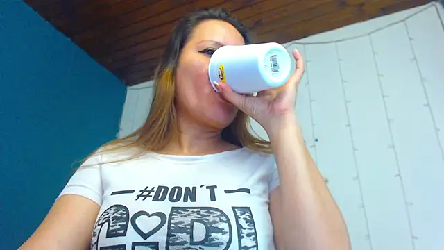 camila delarosa online show from January 2025 01:25:02 PM