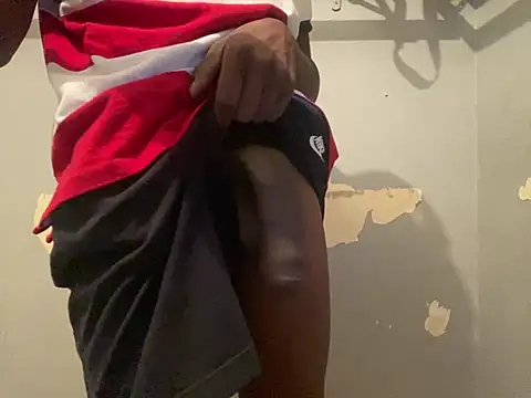 chocolatemeatstick25 online show from March 2025 12:32:02 PM