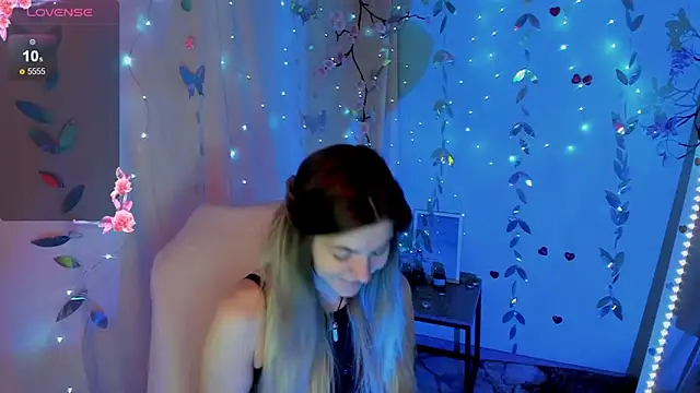 Snapshot of Sweet_me_ chatting on May 2026 05:46:01 AM Sweet me online show from May 2026 05:46:01 AM