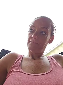 Snapshot of Dixiefaye_Pika chatting on June 2026 02:17:02 PM Dixiefaye Pika online show from June 2026 02:17:02 PM