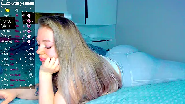 kitti kaattt online show from February 2025 04:03:01 AM