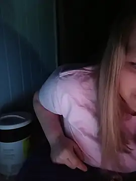 Cumonkatie online show from February 2026 08:18:02 AM