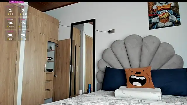 manucute 23  online show from February 2026 03:20:01 PM