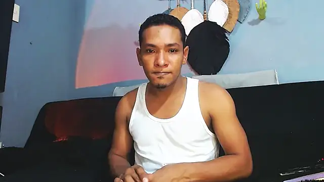 Snapshot of Grandeygruesa1 chatting on May 2026 06:42:02 AM Grandeygruesa1 online show from May 2026 06:42:02 AM