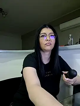 Milf Abigail online show from February 2025 11:46:01 PM