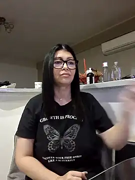 Milf Abigail online show from October 2025 12:53:01 AM