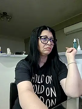 Snapshot of Milf_Abigail chatting on June 2026 12:52:02 AM Milf Abigail online show from June 2026 12:52:02 AM